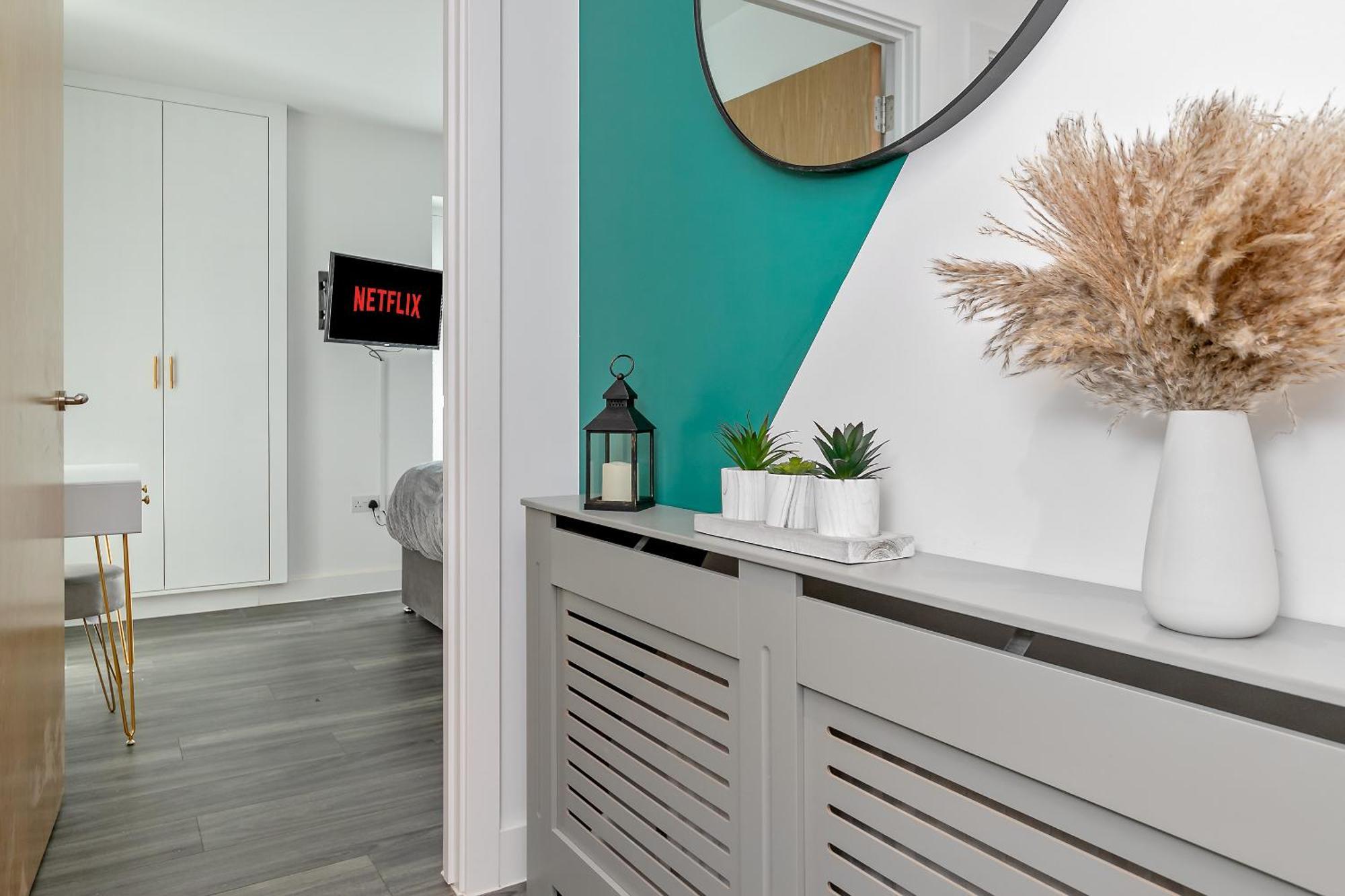 Premium Airport Suite~free Parking~luxury Condition~balcony~fantastic Location Close To Train Station & Town Centre * Luton (Bedfordshire)
