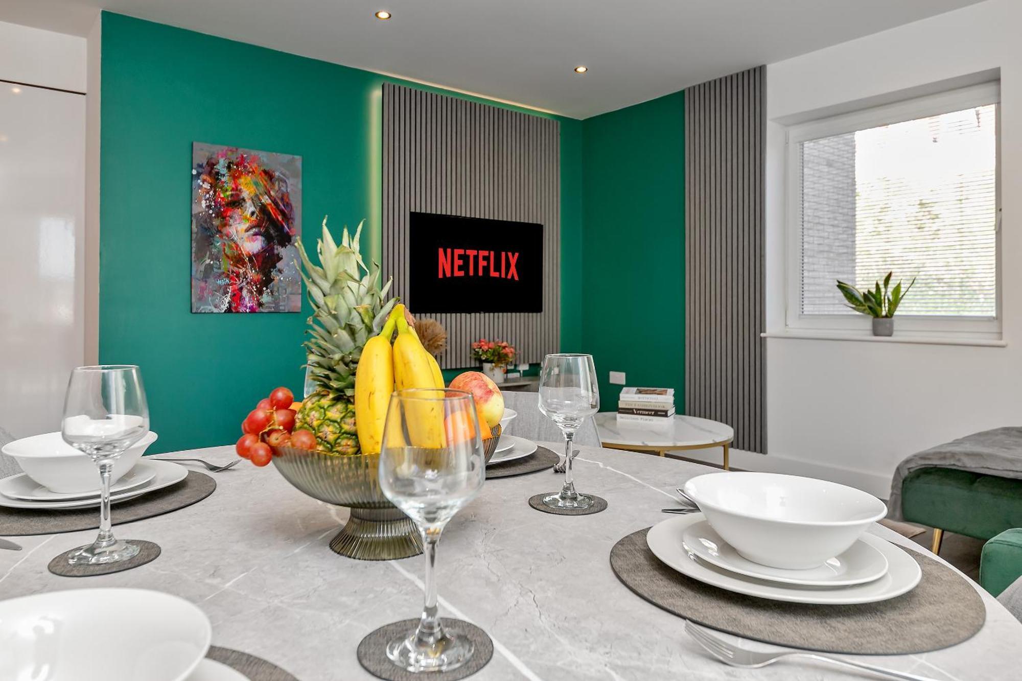 Apartment Premium Airport Suite~free Parking~luxury Condition~balcony~fantastic Location Close To Train Station & Town Centre Luton (Bedfordshire)